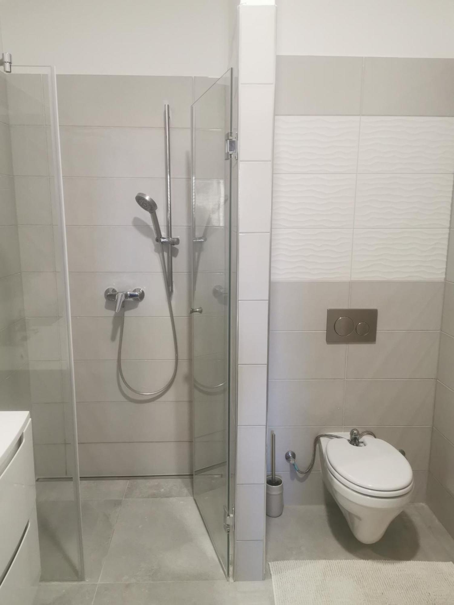 Beli Apartman Melygarazzsal Hévíz Exteriör bild